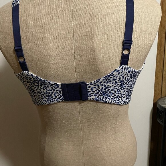 NWT Playtex Secrets Underwire Bra Size 42DDD - Picture 3 of 3